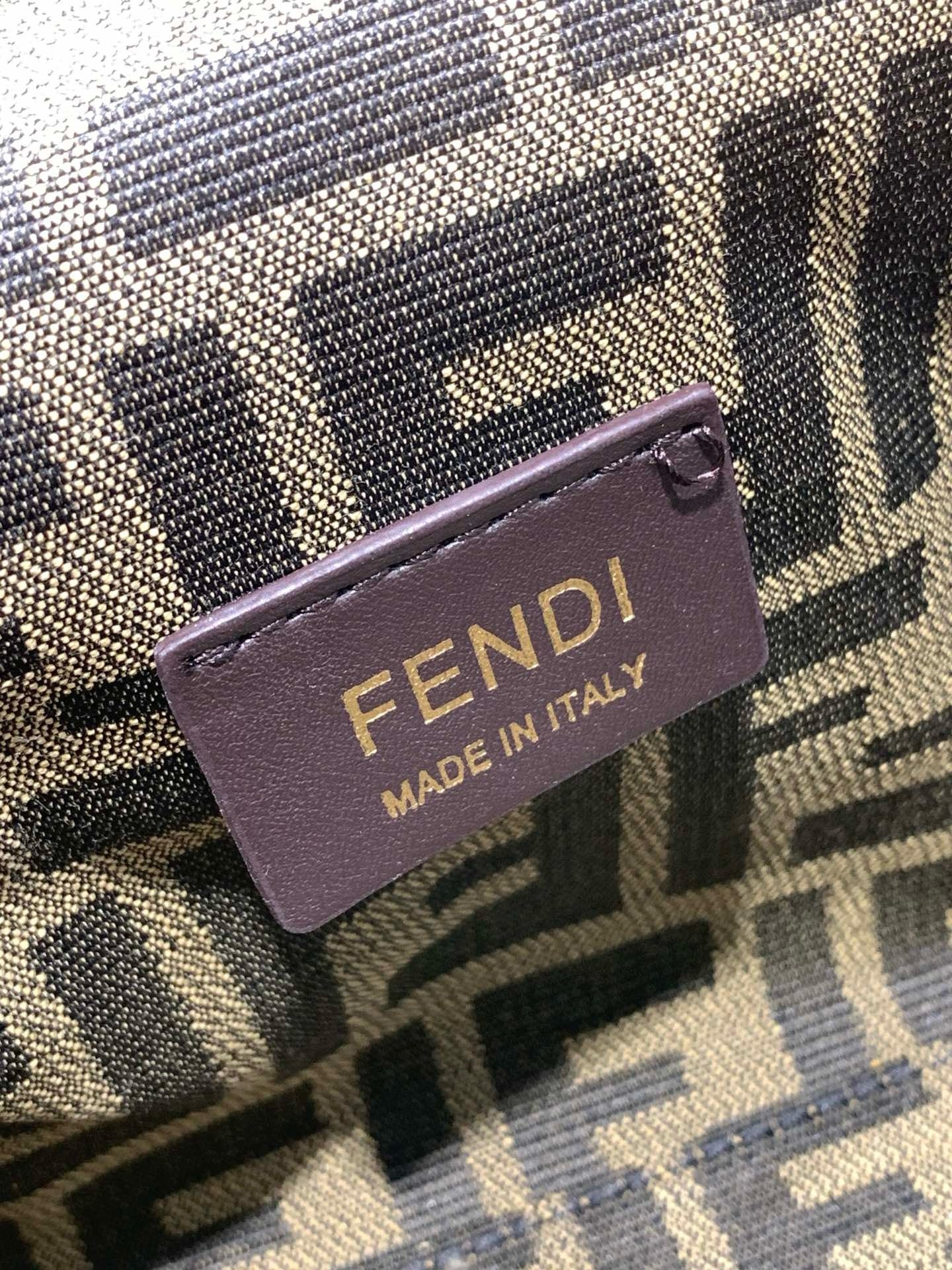FENDI - First Bag Raffia Small shoulder bag