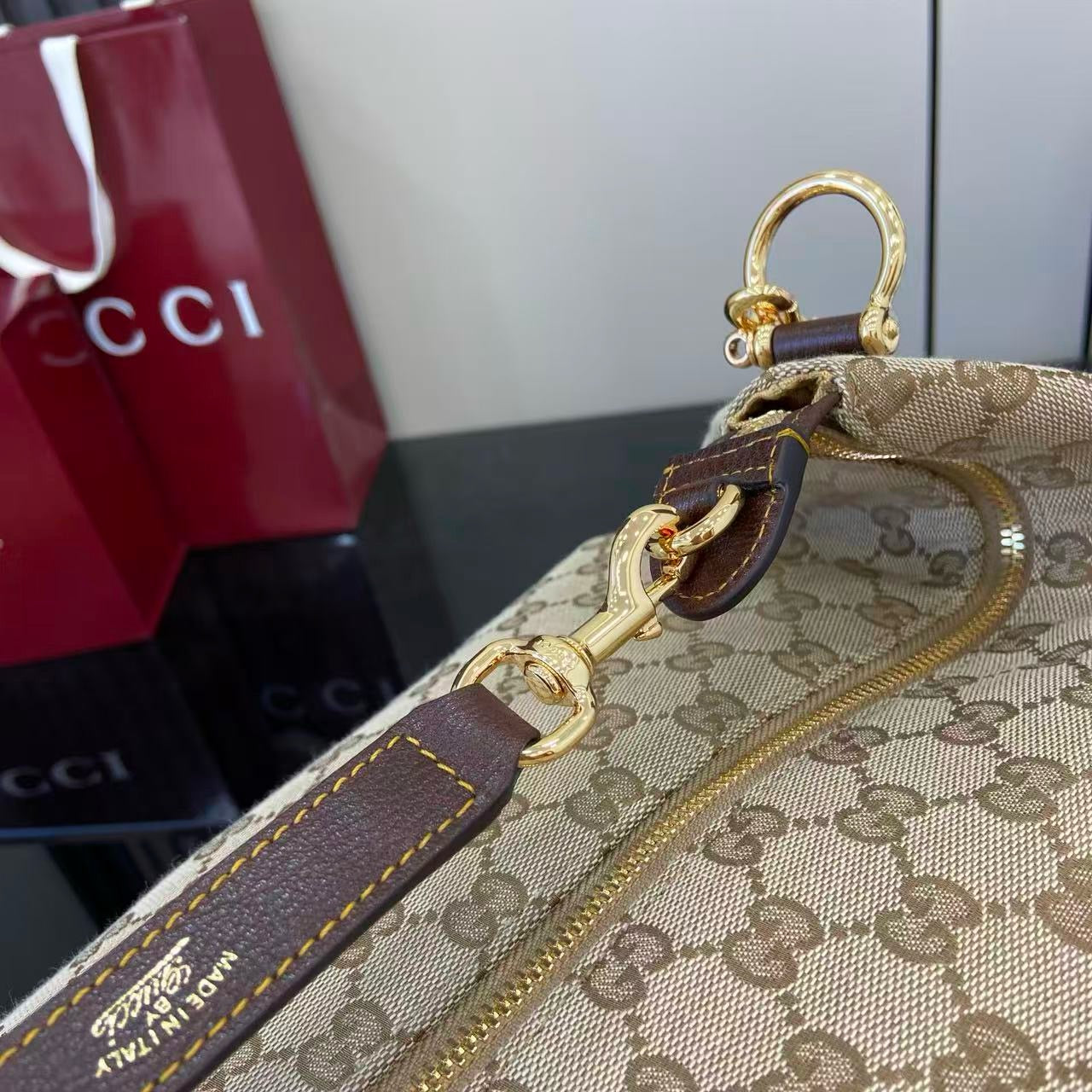 GUCCI - Variation  GG canvas
