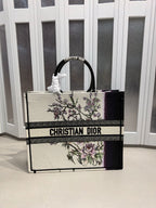 DIOR - Maria Grazia Chiuri