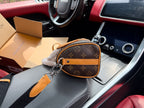 LOUIS VUITTON- Bandouiliere 25