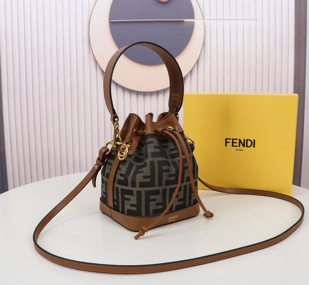 FENDI - Mon Tresor Bucket Bag