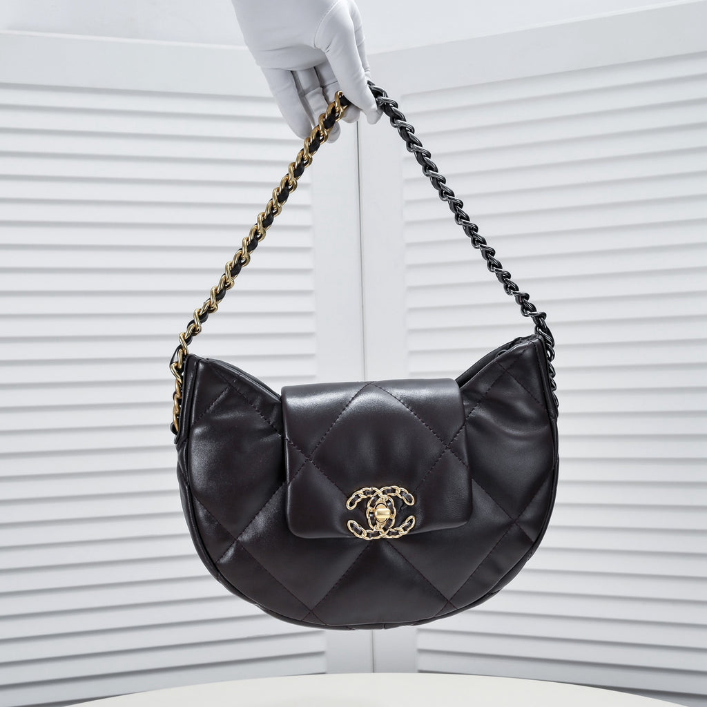 CHANEL - 2024 19 Flap Hobo