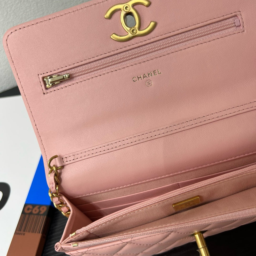 CHANEL - Caviar Quilted Hobo Bag