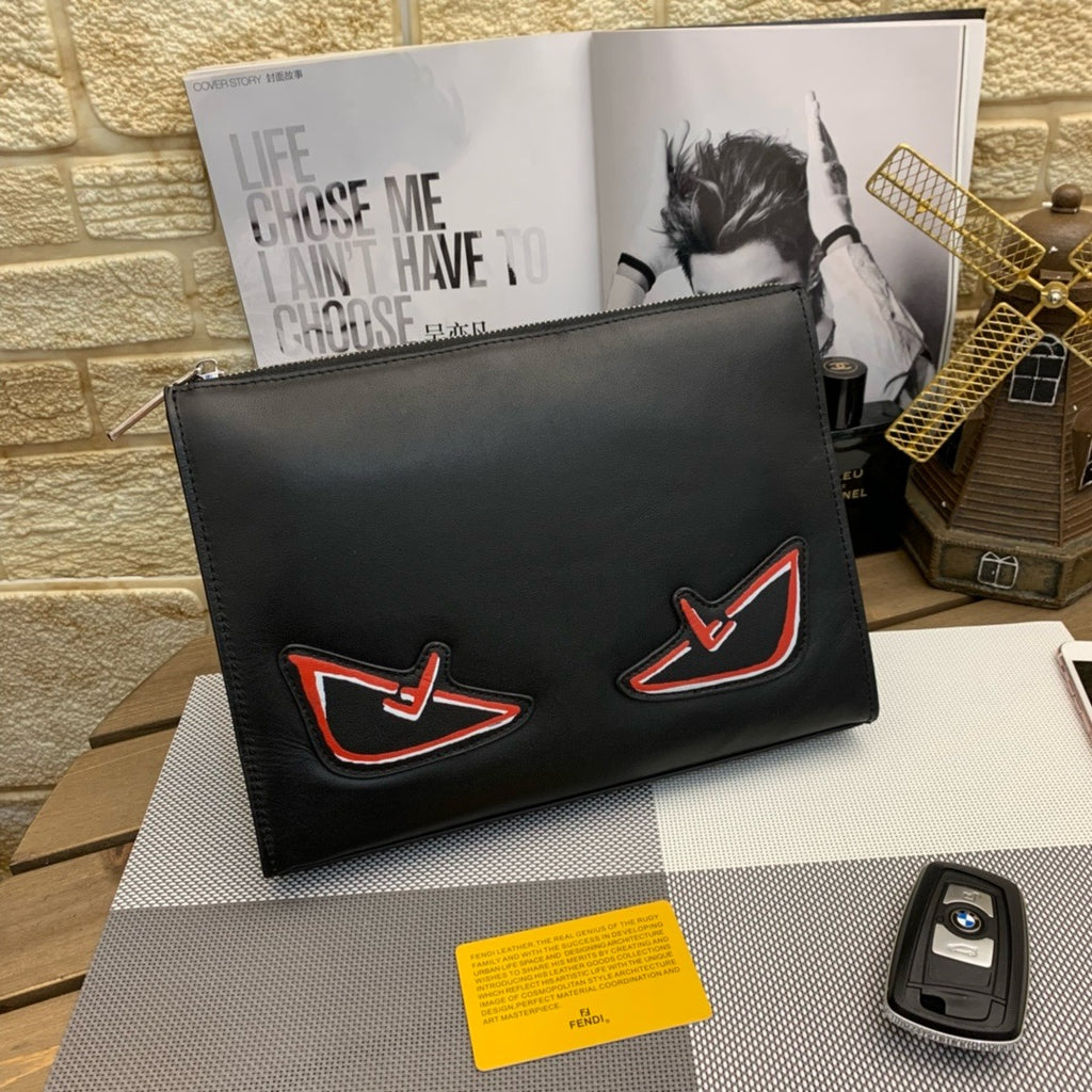FENDI - Men’s clutch