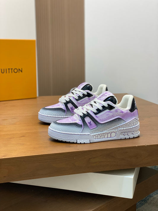LOUIS VUITTON- Unisex sneakers