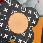 LOUIS VUITTON - Vivienne Bag Charm