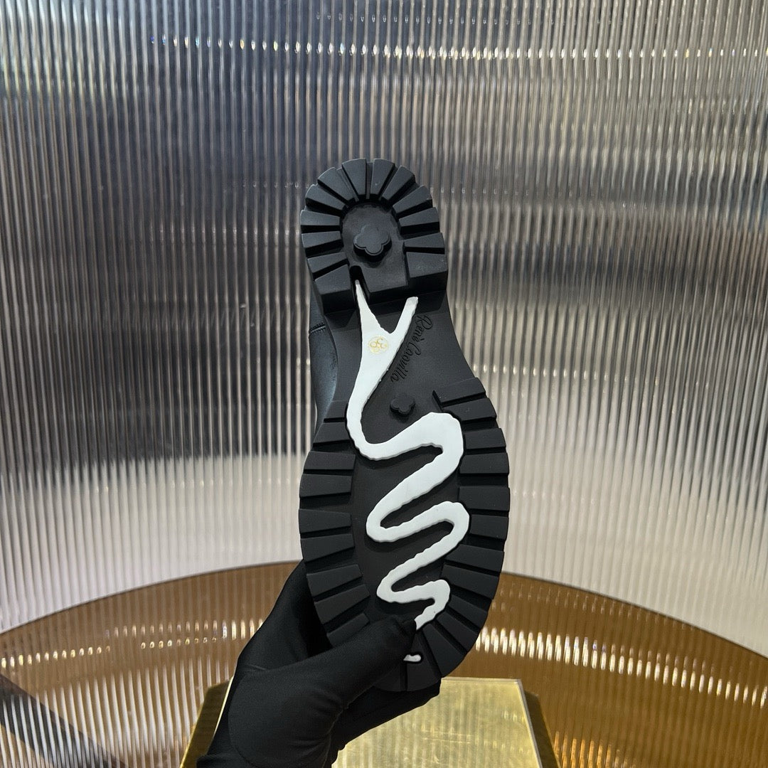 RENE CAOVILLA - jeweled jumper biker