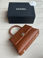 CHANEL - Coco handle