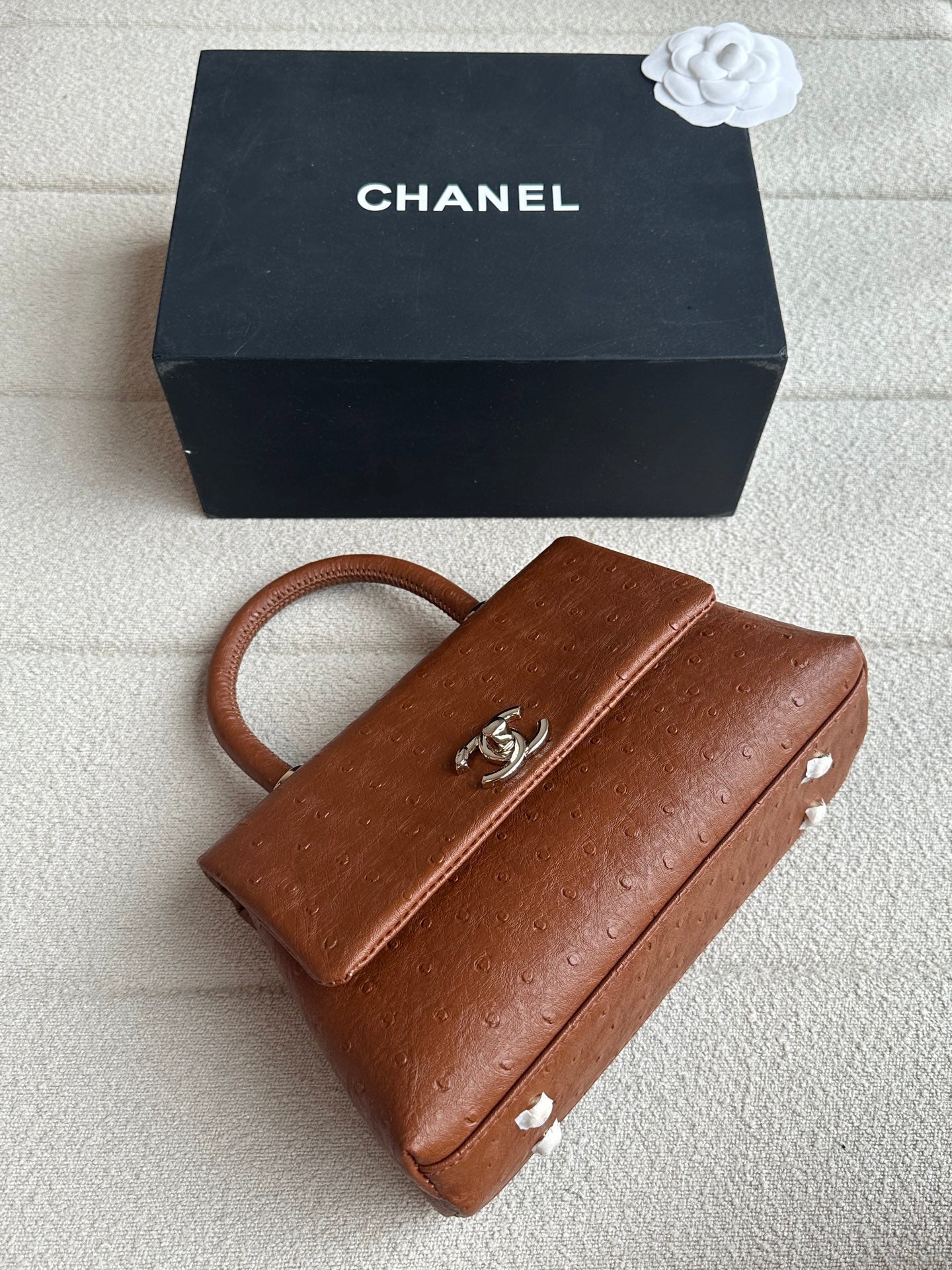 CHANEL - Coco handle