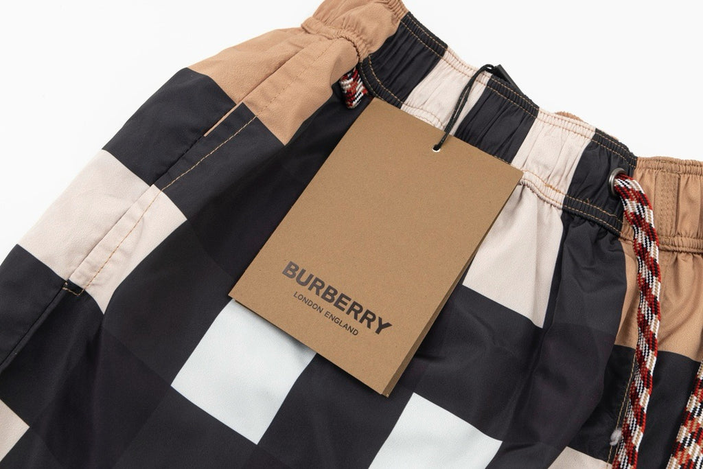 BURBERRY - Swimming shorts