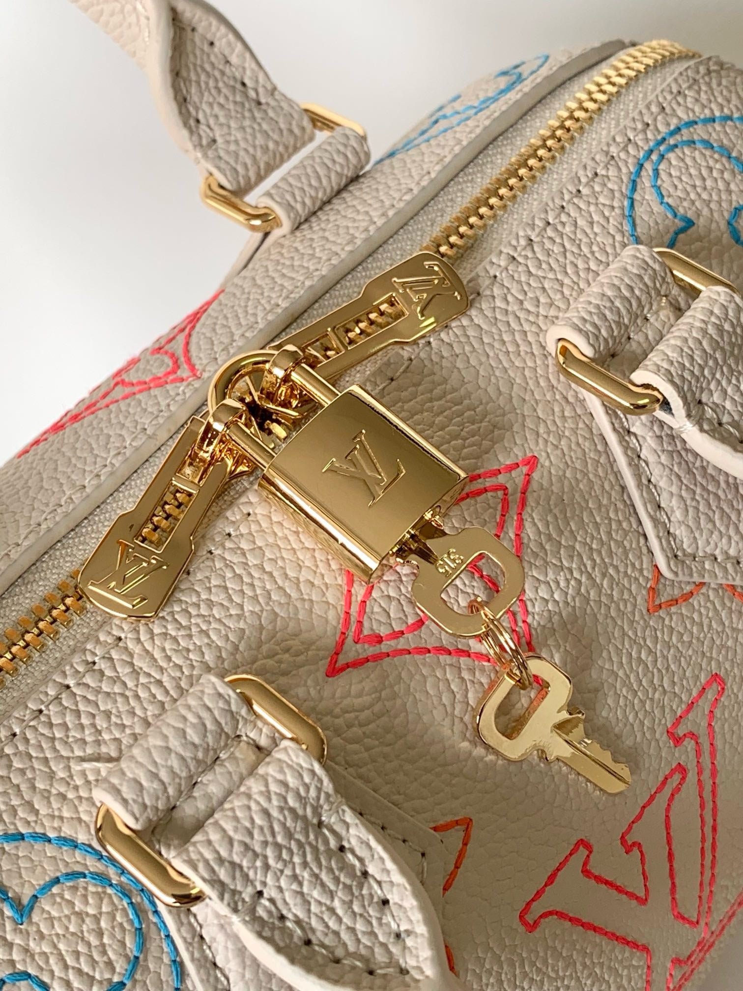LOUIS VUITTON- Speedy Bandoulière 20