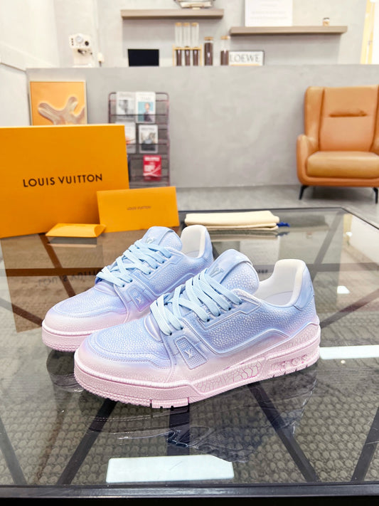 LOUIS VUITTON- Unisex sneakers