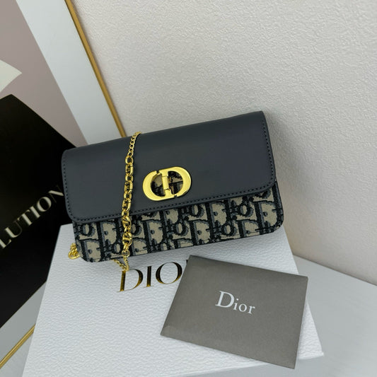 DIOR - miss caro