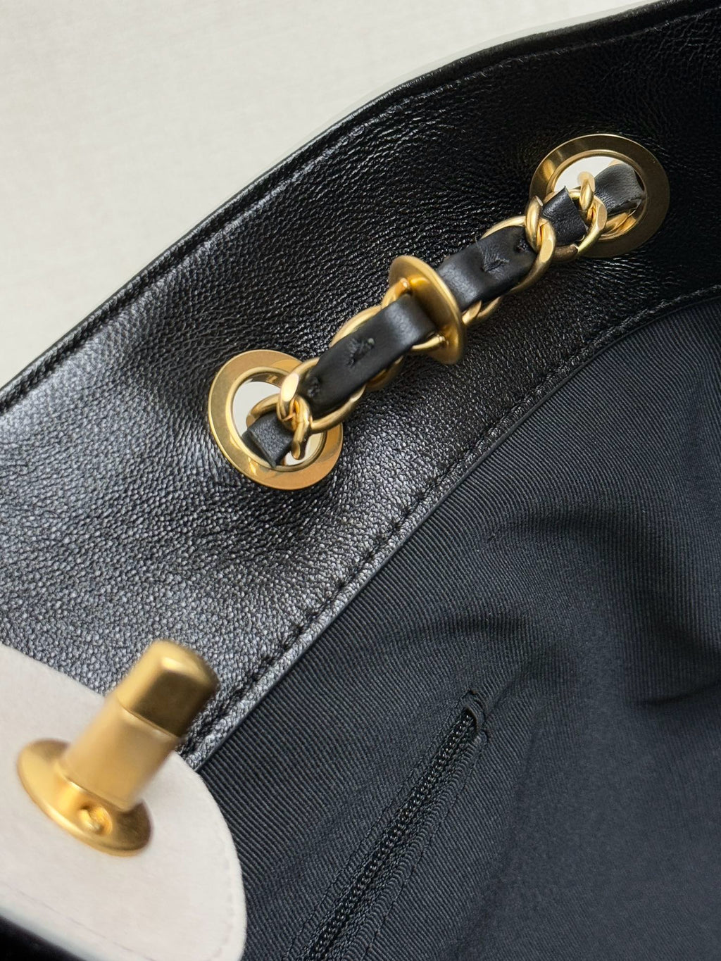 CHANEL - 25A Suede Shopping Bag Grey Small