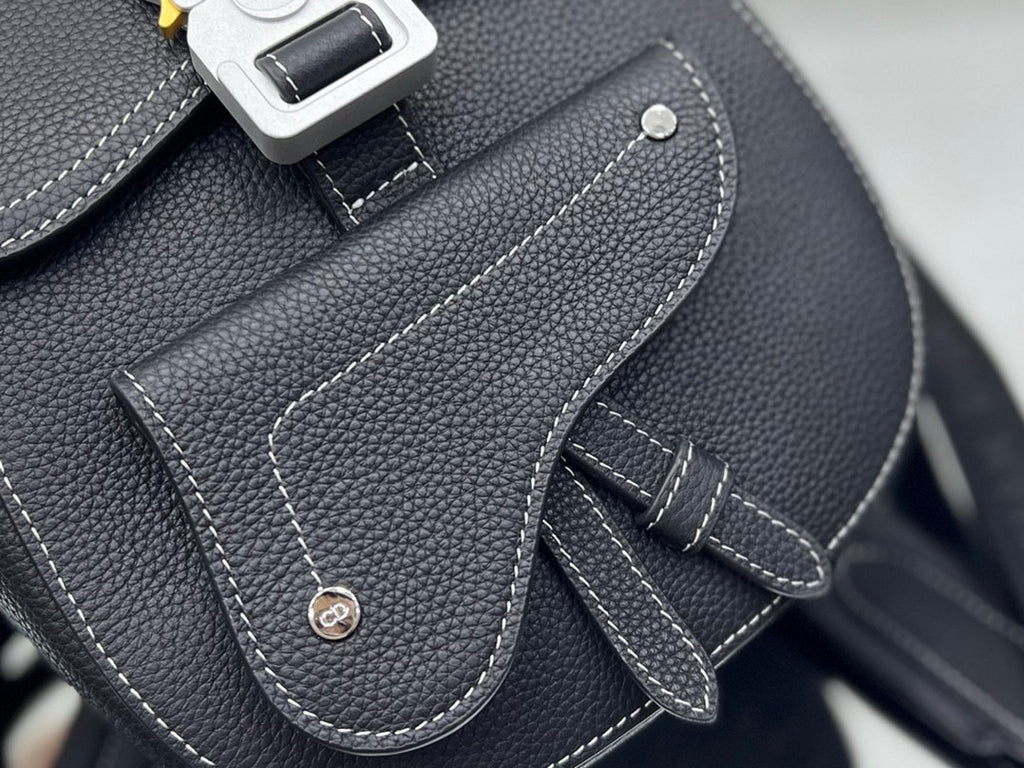DIOR - Men’s Oblique bag