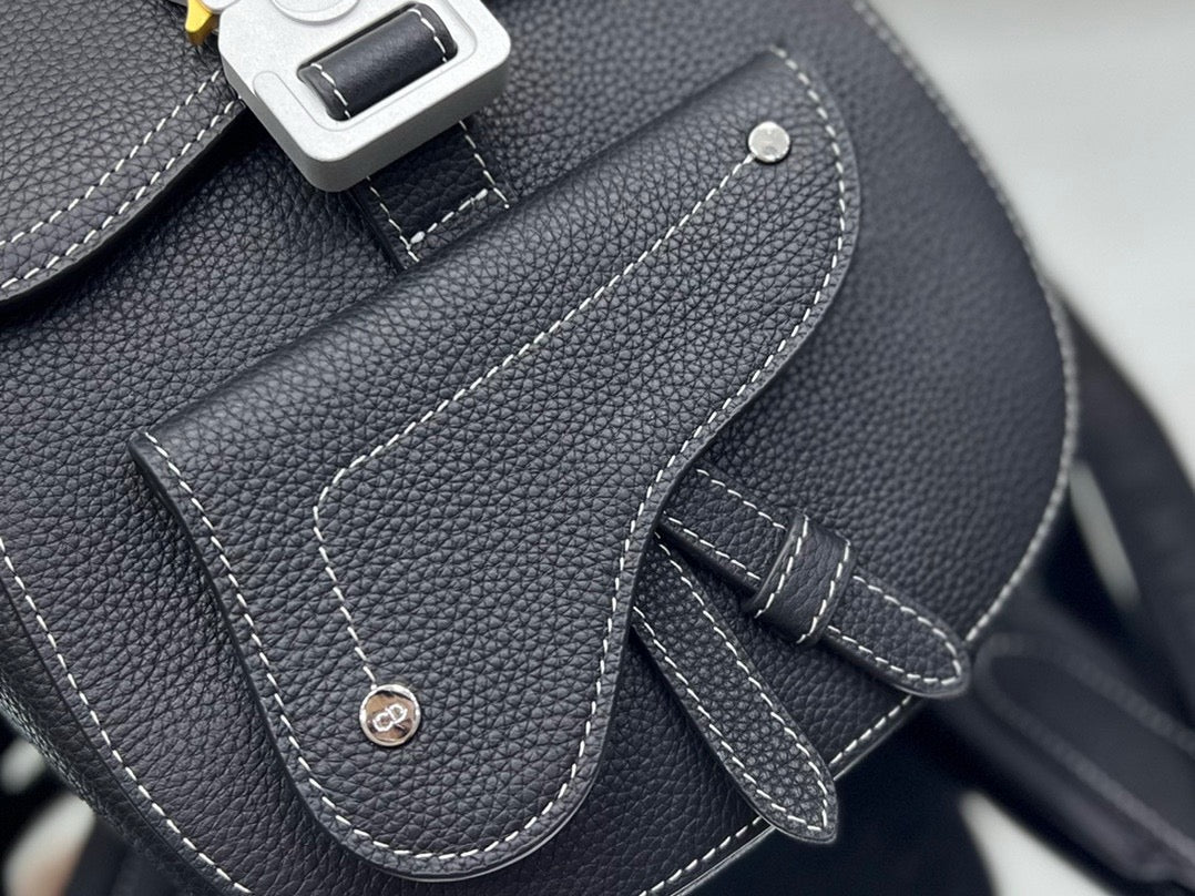 DIOR - Men’s Oblique bag