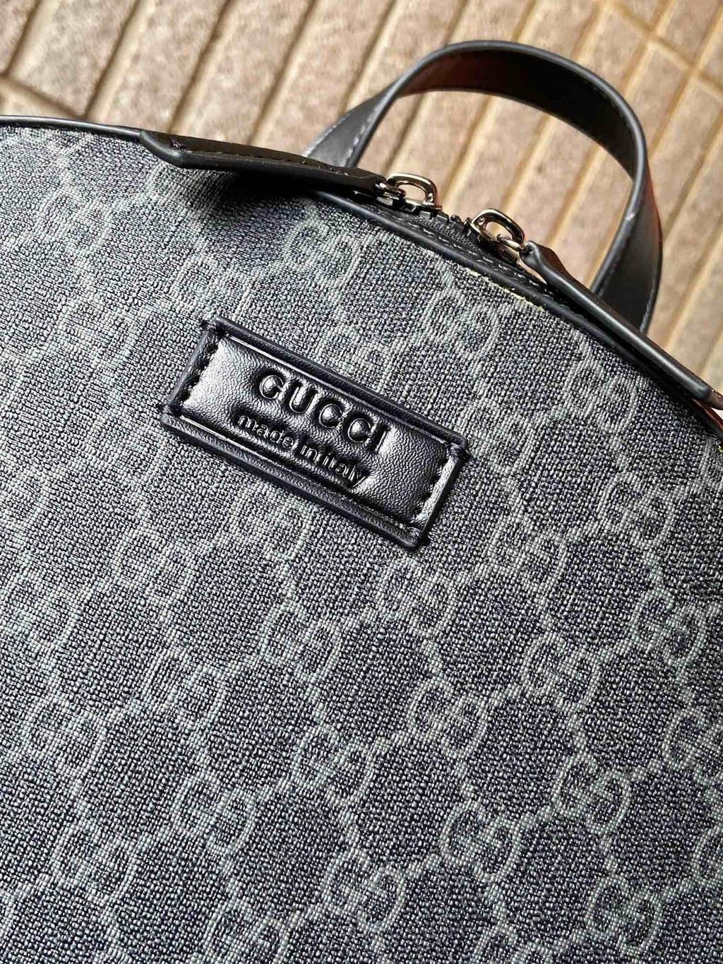 GUCCI - GG Supreme Monogram Medium Backpack