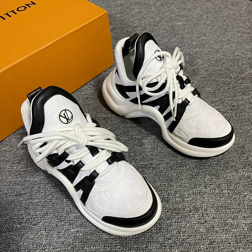 LOUIS VUITTON -  Sneaker LV Archlight Trainer
