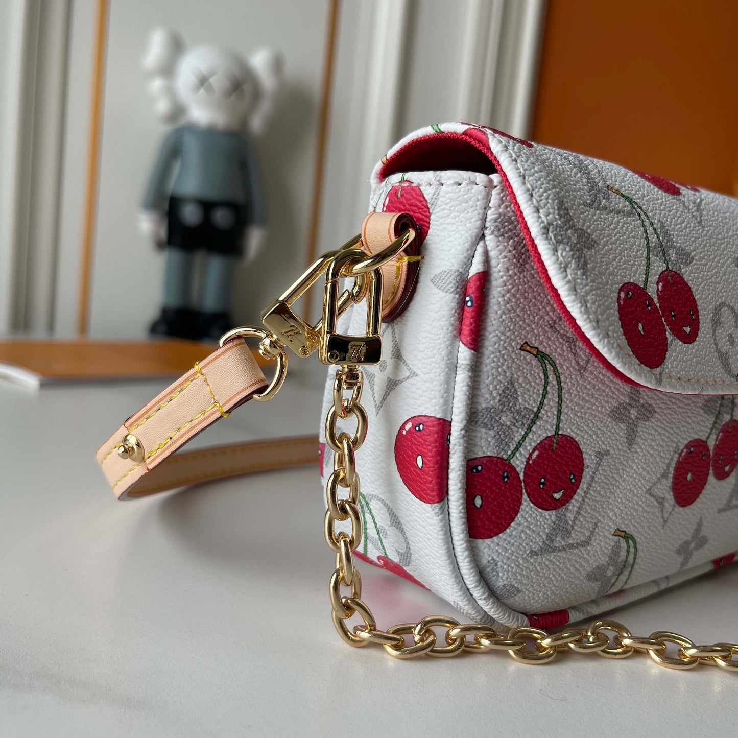 LOUIS VUITTON-LV x TM Wallet On Chain Ivy