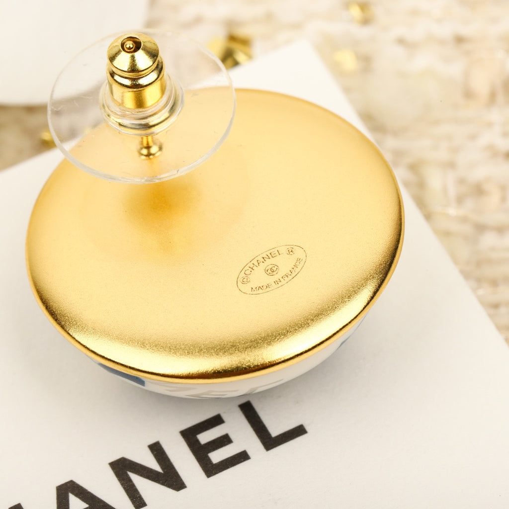 CHANEL - earrings