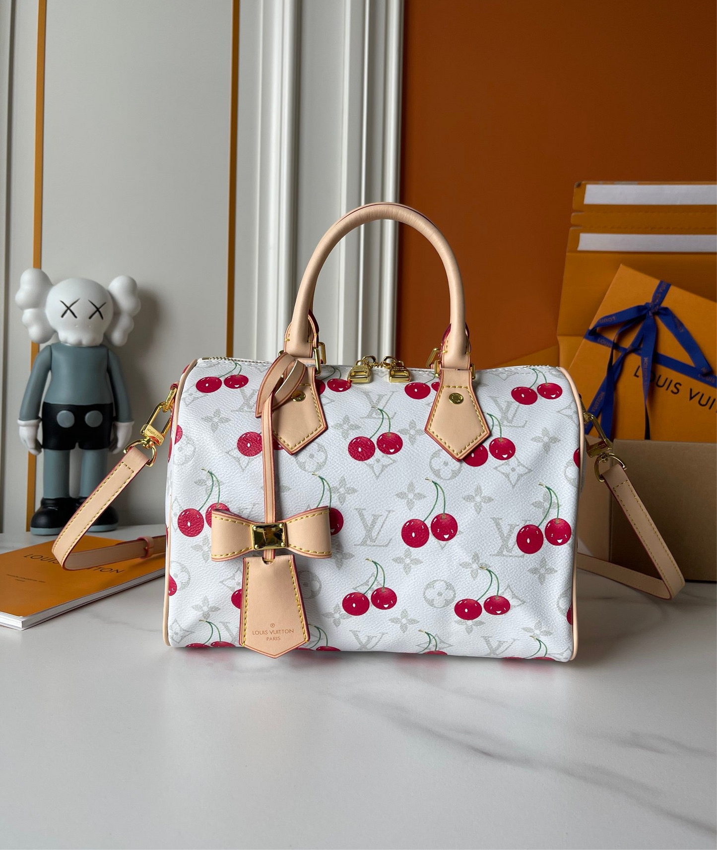 LOUIS VUITTON- Nano speedy