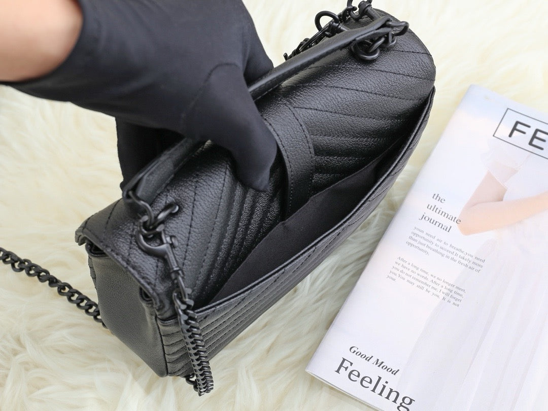SAINT LAURENT- Black Leather Handbag
