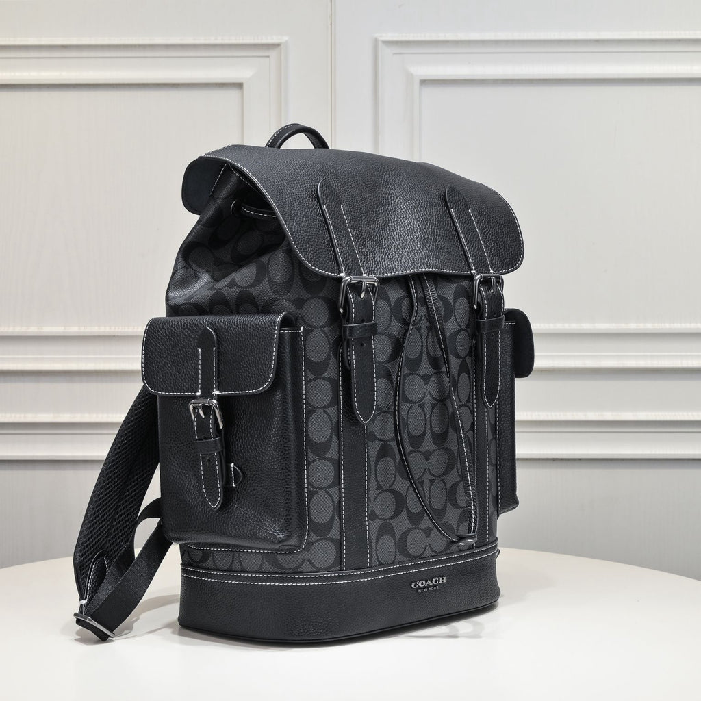 COACH - Hitch Backpack