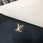 LOUIS VUITTON - Men’s clutch