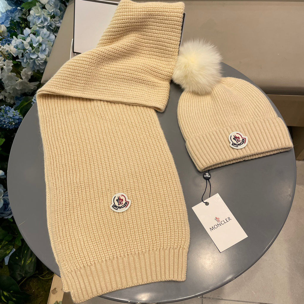 MONCLER -  Two-piece set of cashmere