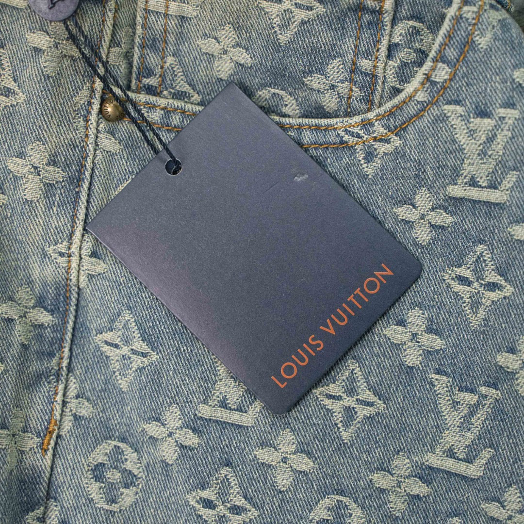 LOUIS VUITTON-  jeans