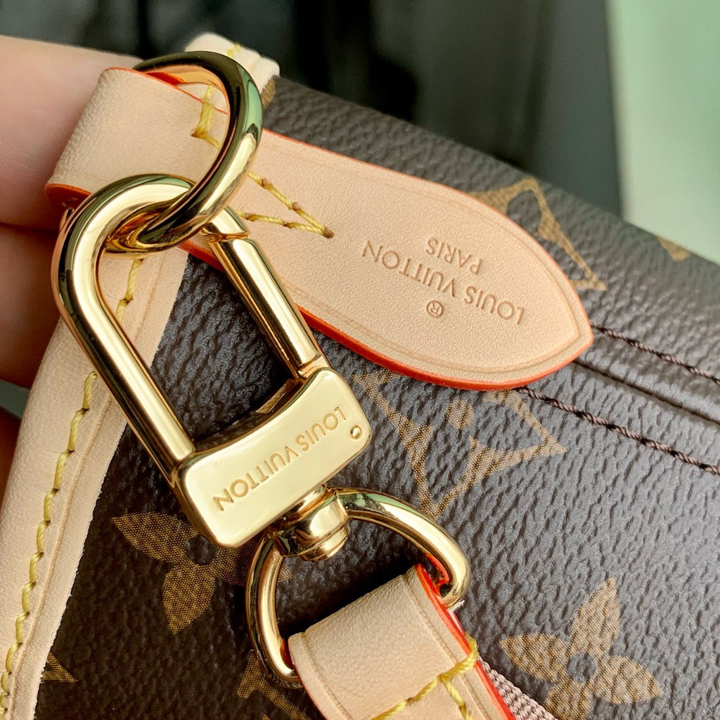 LOUIS VITTON - Neverfull BB