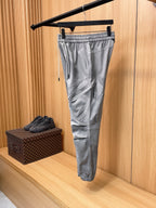 BURBERRY - Cargo trousers