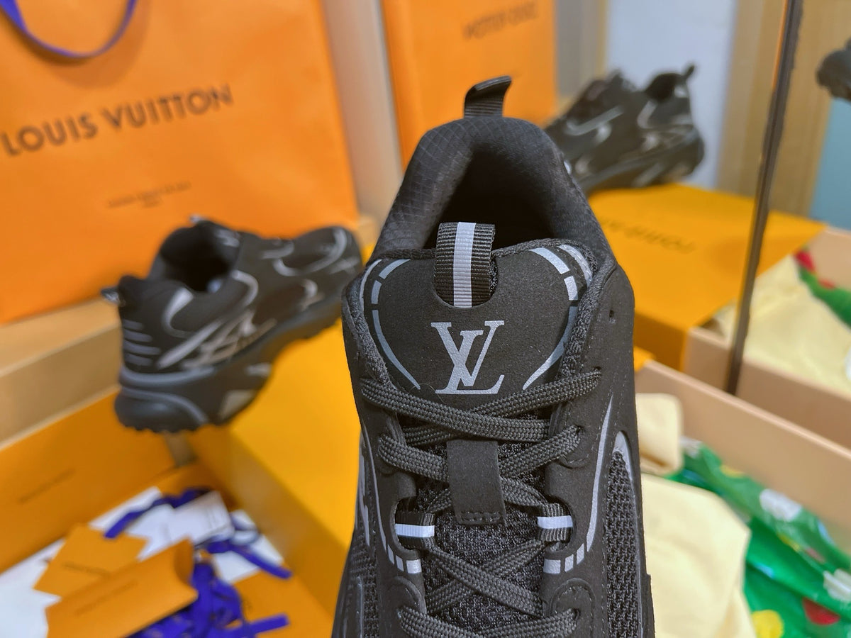 LOUIS VUITTON - Trainer Sneaker