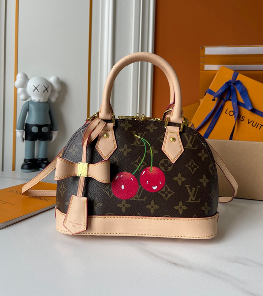 LOUIS VUITTON - Lv x TM nano alma