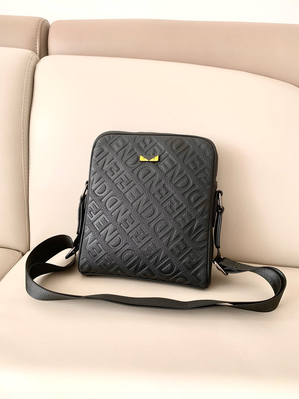 FENDI - leather cross bag