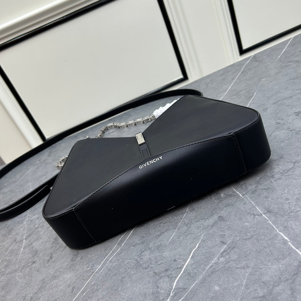 GIVENCHY - Cut out bag