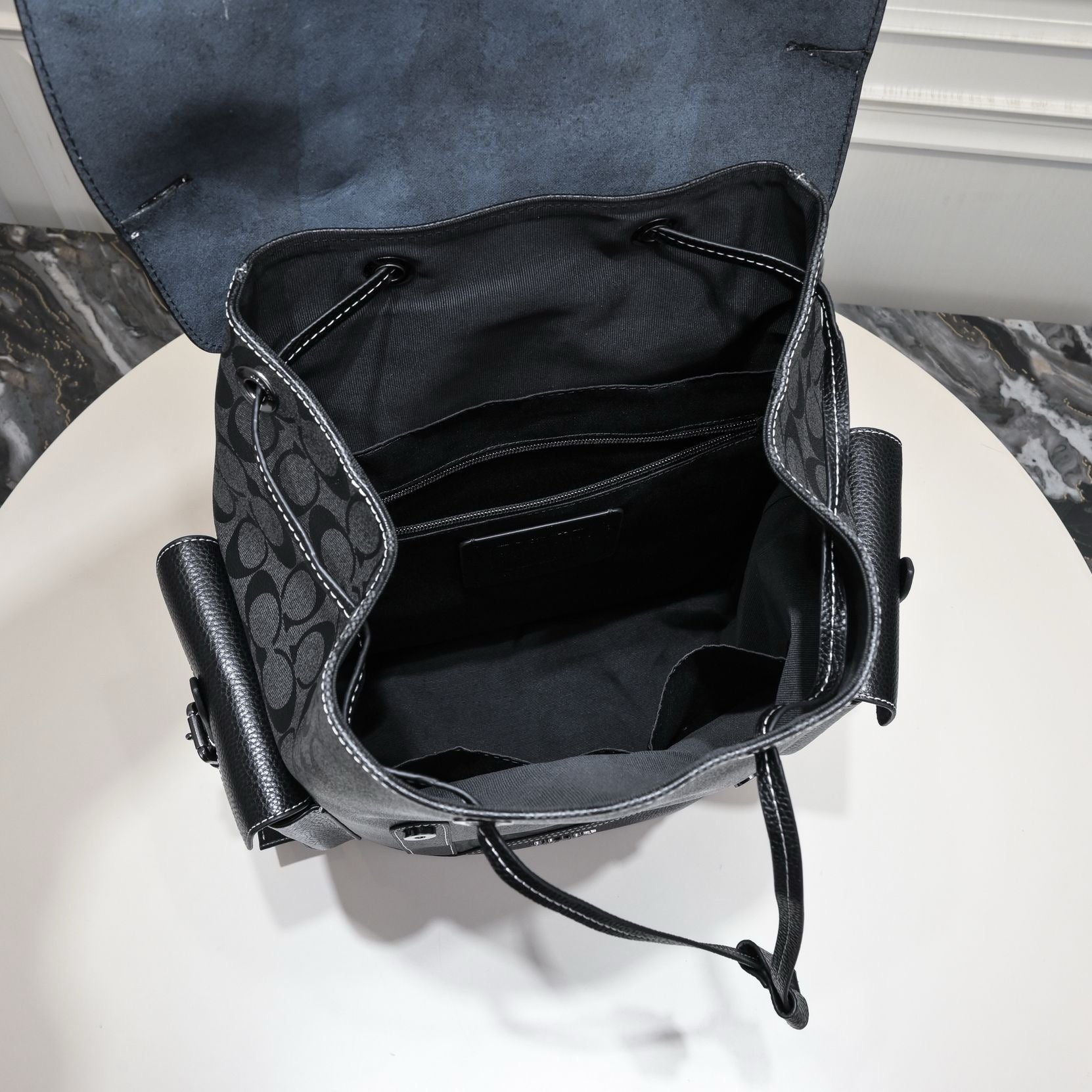 COACH - Hitch Backpack