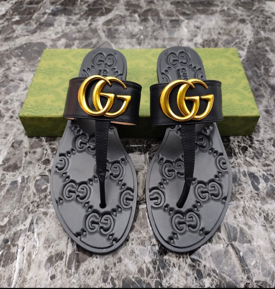 GUCCI - leather sandals