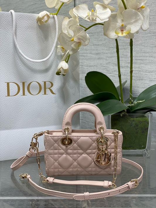DIOR - D Joy bag
