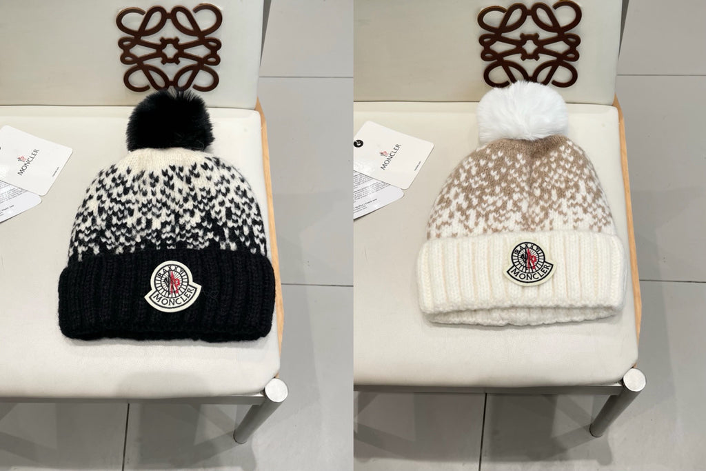 MONCLER -  Moncler Wool Beanie With Pom Pom