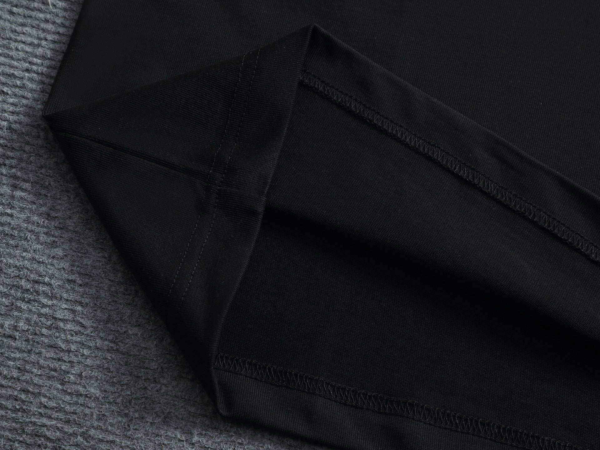 BURBERRY - T-shirt