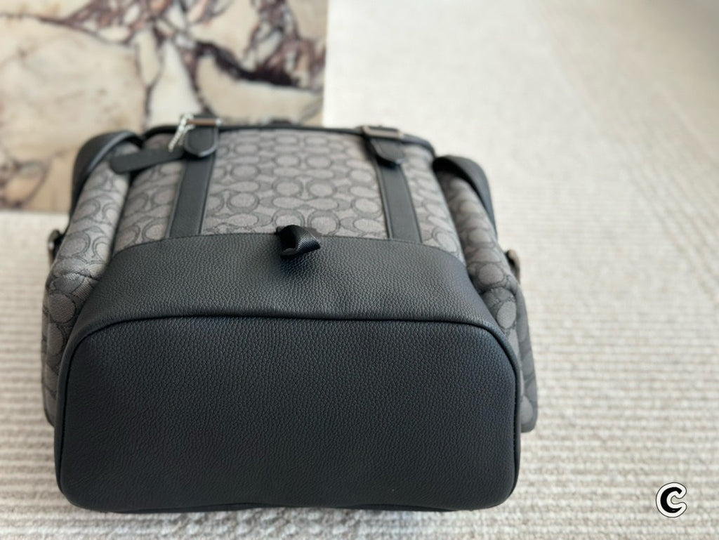 COACH - Hitch Backpack