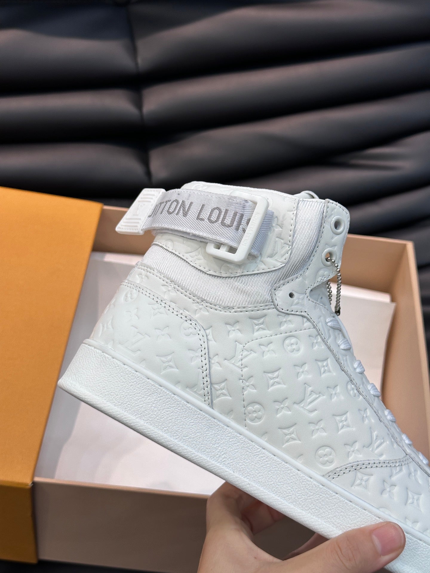 LOUIS VUITTON- Rivoli ankle