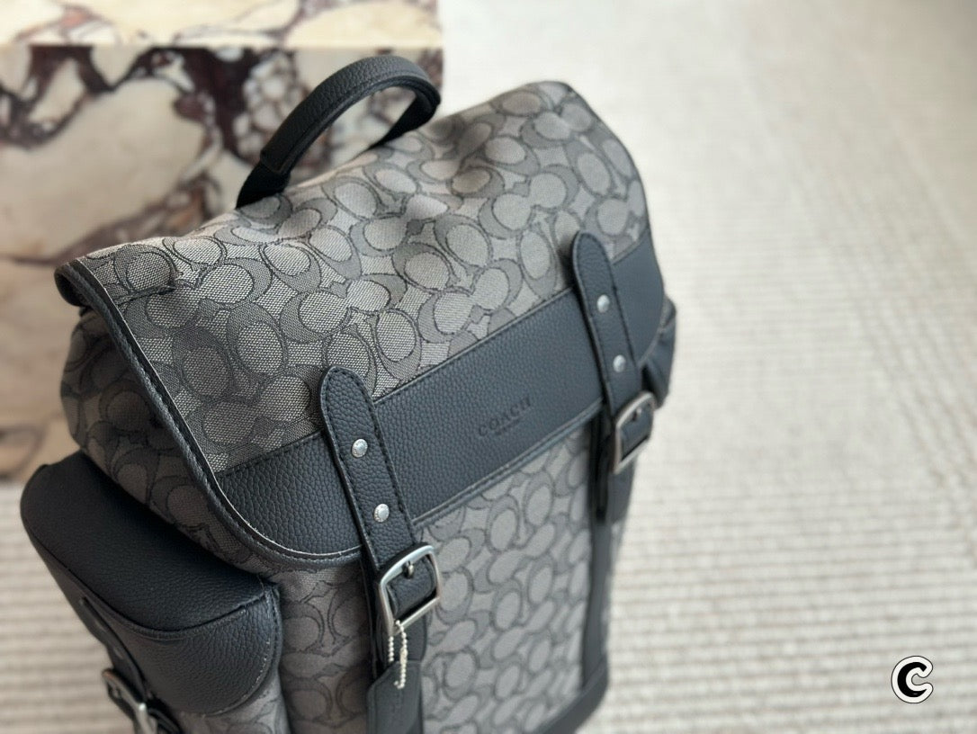 COACH - Hitch Backpack