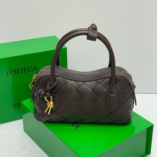 BOTTEGA VENETA - McCartney