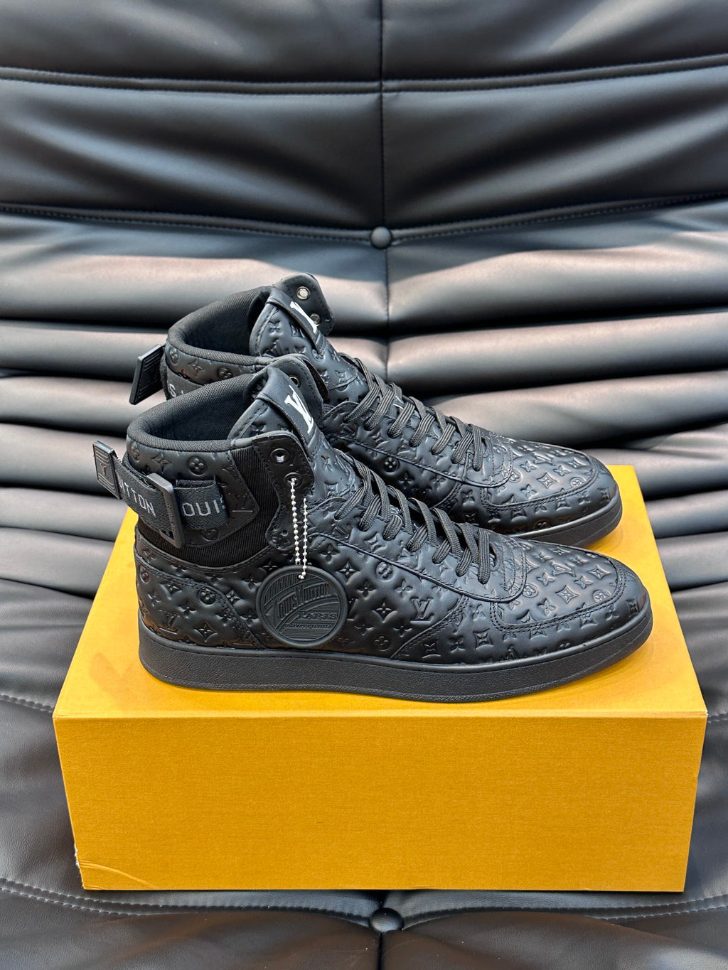 LOUIS VUITTON - Rivoli ankle