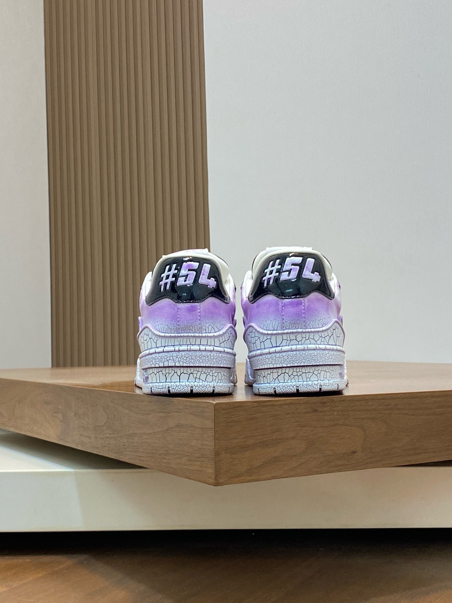 LOUIS VUITTON- Unisex sneakers