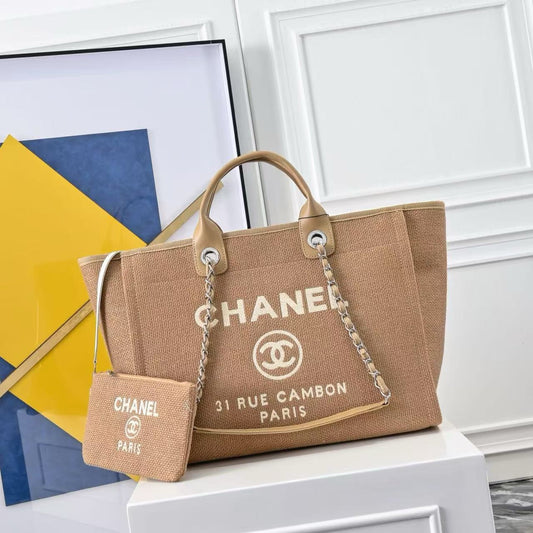 CHANEL - Deauville Bag