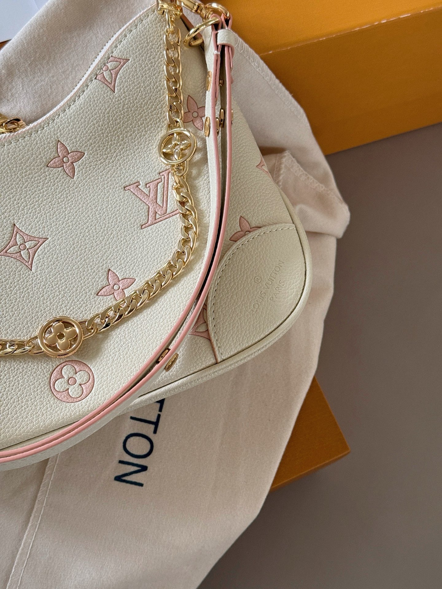 LOUIS VUITTON- Boulogne