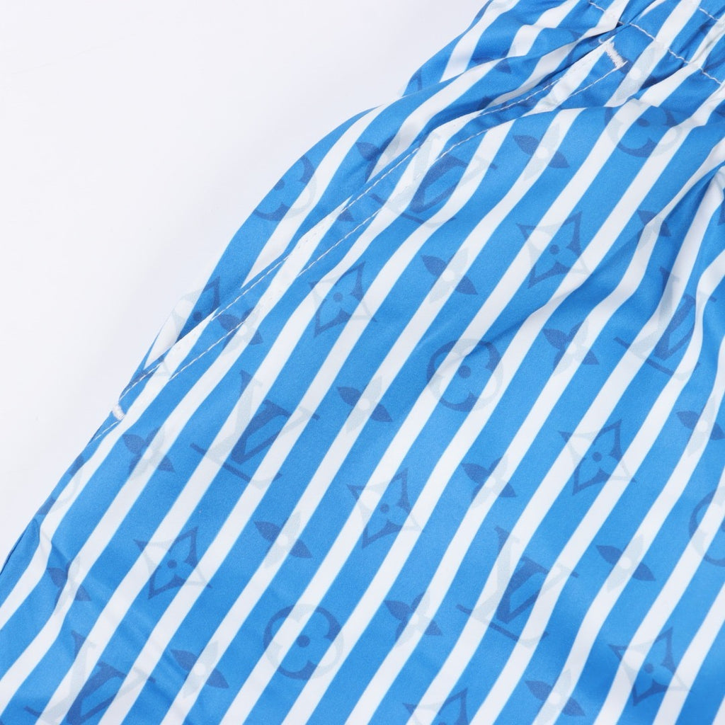 LOUIS VUITTON - Swimming shorts